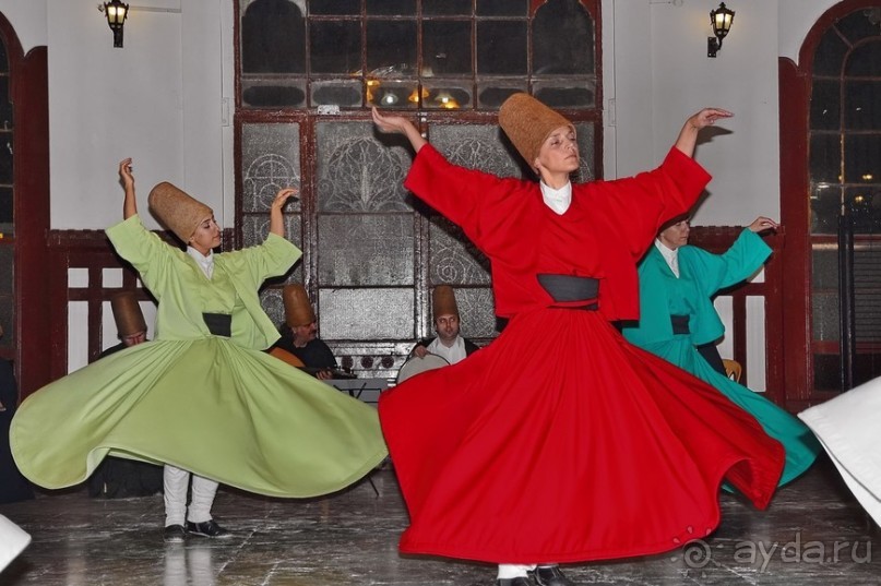 Танцующие дервиши...