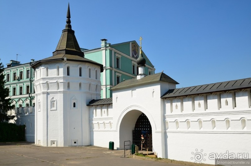 Данилов ставропигиальный мужской монастырь