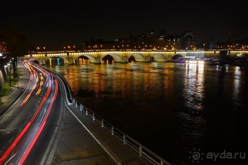 Ночной Париж