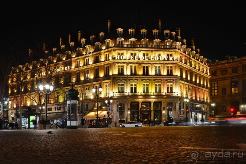 Ночной Париж