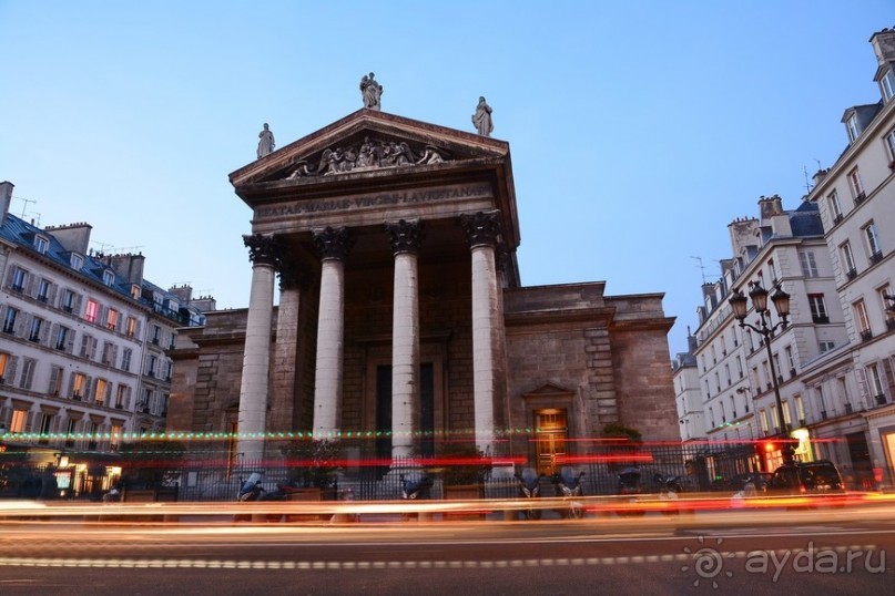 Ночной Париж