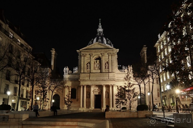 Ночной Париж