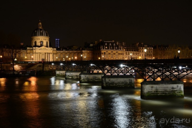Ночной Париж