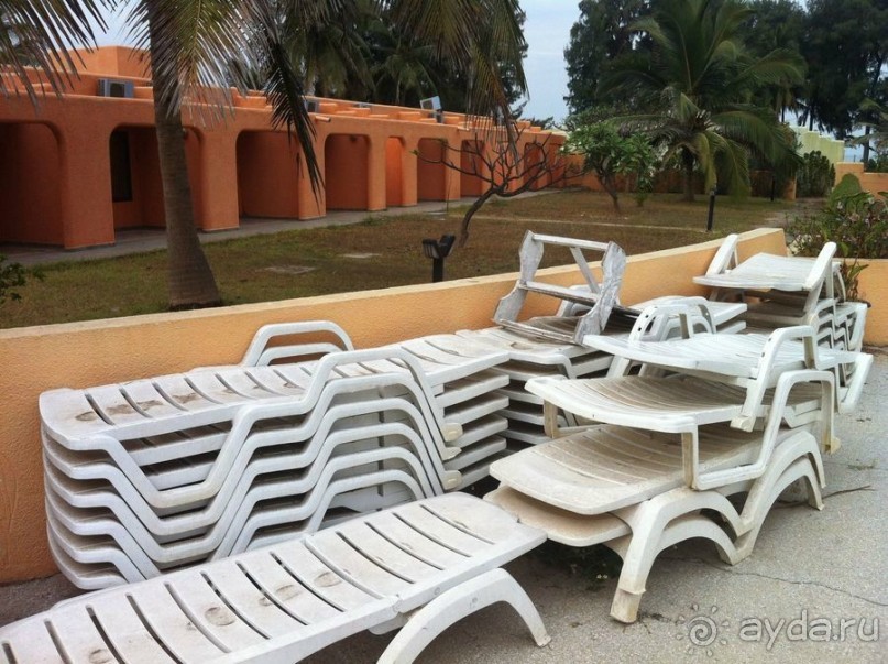 Как мы в Гамбии отель Каддафи "покупали"