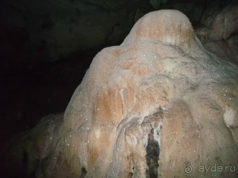 Альбом отзыва "Lusi Cave и Ванг-Вьенг в панорамах"