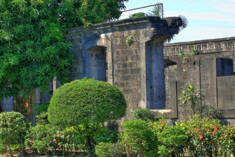 Сладкая Манила в даль меня манила