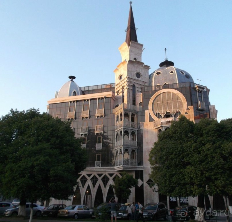 Киндер-Закавказье. Двуликий Батуми