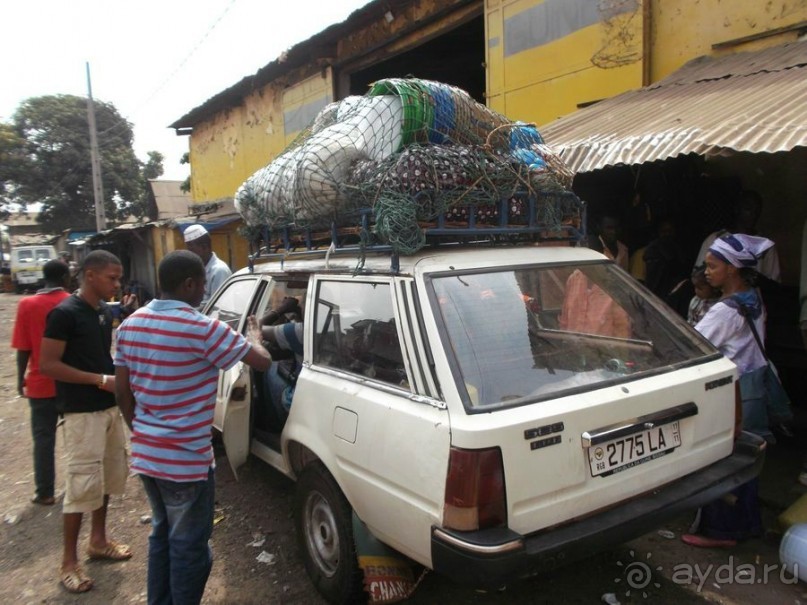 Мусорная столица. Гуляю по Конакри