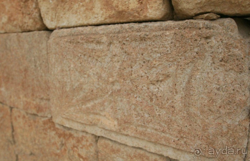 Дворцы пустыни