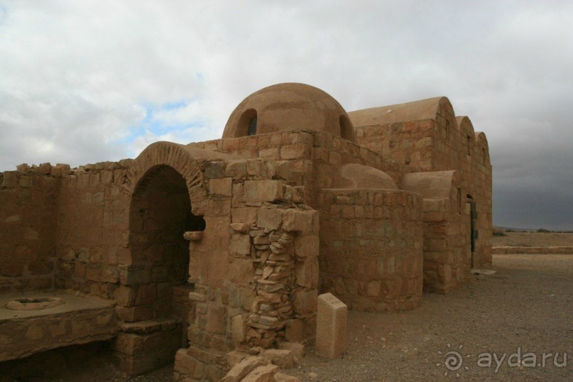 Дворцы пустыни