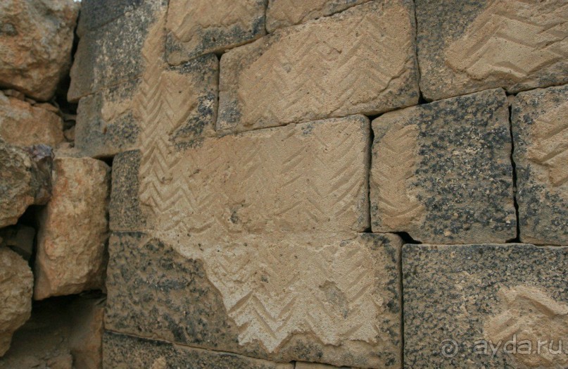 Дворцы пустыни