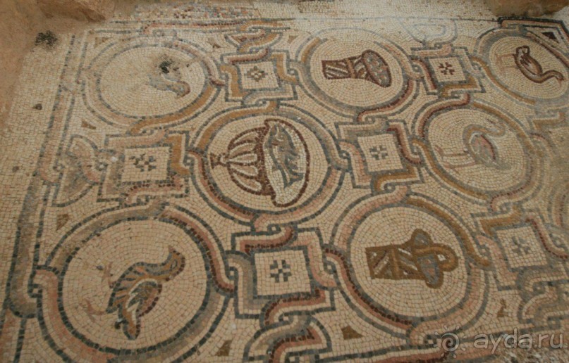 Дворцы пустыни