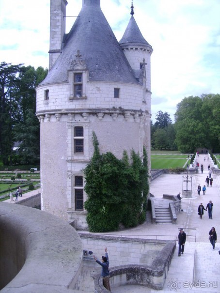 4 полуграции во Франции