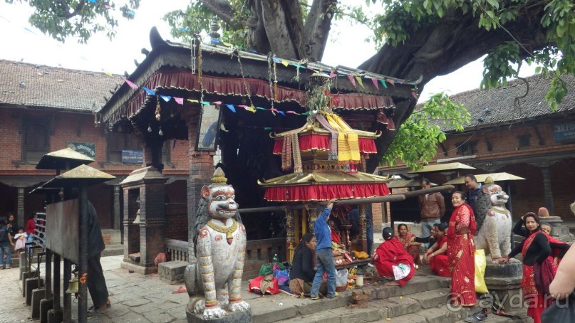 Тридцать и одна ночь. Юго-Восточные сказки. Непал-Индия апрель-май 2071года.