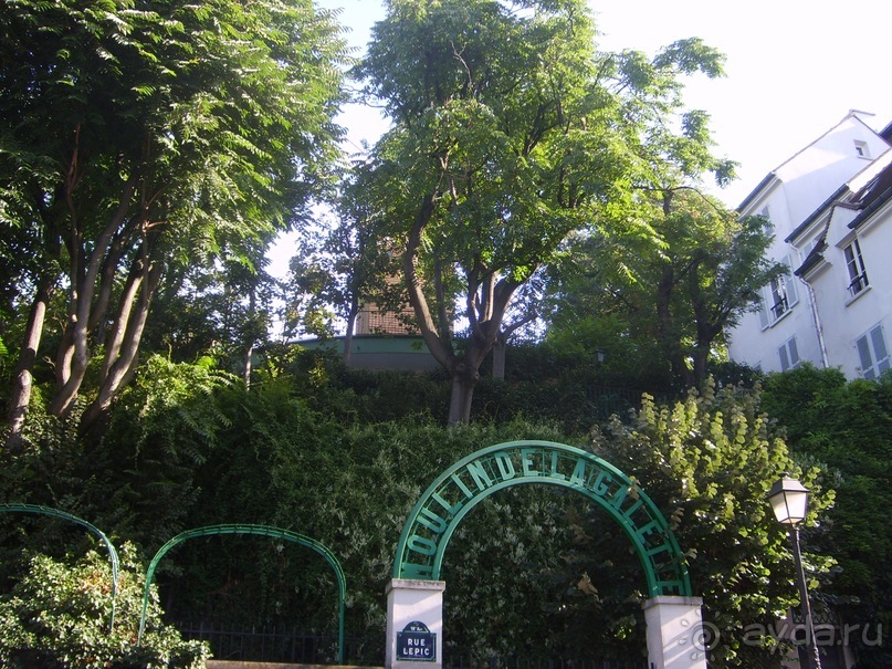 Прогулки по Монмартру. Деревенский Париж