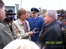 Парад Победы на площади Куйбышева в Самаре (самой большой площади в Европе).