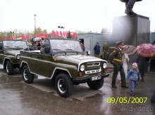 Парад Победы на площади Куйбышева в Самаре (самой большой площади в Европе).