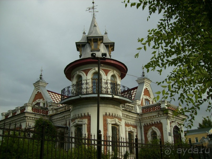 Вечерняя набережная Самары, виды старой части города