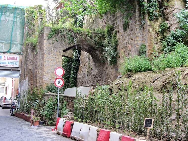 Дороги, которые нас выбирают: Неаполь, четыре "П" и Амальфитанское побережье. Часть 2