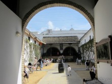 Андалусия-4: Севилья, Кармона, Эсиха, хересный треугольник и кадисский меридиан (часть 4)