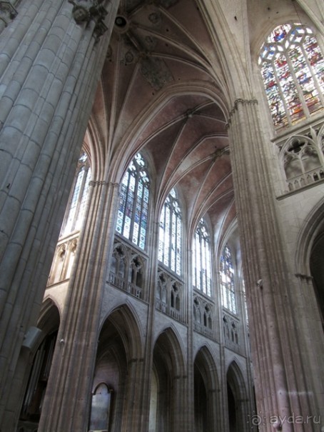 Французские бродилки - великолепный Мец, яркий Эльзас и серая Бургундия. Часть 13