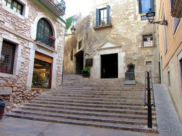 Альбом отзыва "Вокруг Барселоны (Вик, Сан-Кугат-дель-Вальес, Вилафранка-дель-Пенедес, Жирона и др.) часть 3"