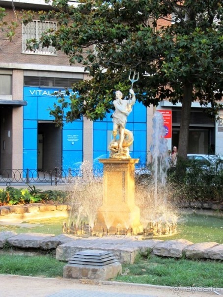 Валенсия и Коста-Бланка: пляжные бездельники в поисках аутентичной Испании