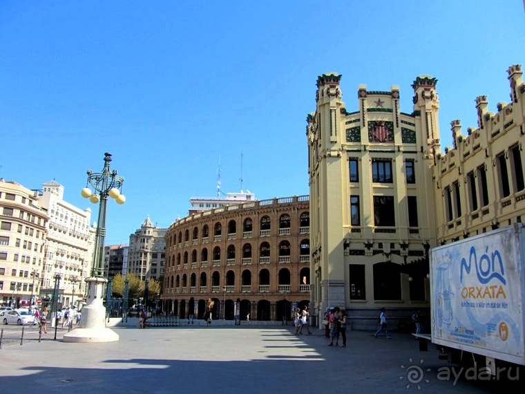 Валенсия и Коста-Бланка: пляжные бездельники в поисках аутентичной Испании