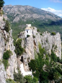 Валенсия и Коста-Бланка: пляжные бездельники в поисках аутентичной Испании