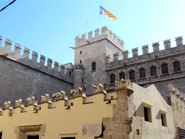 Валенсия и Коста-Бланка: пляжные бездельники в поисках аутентичной Испании