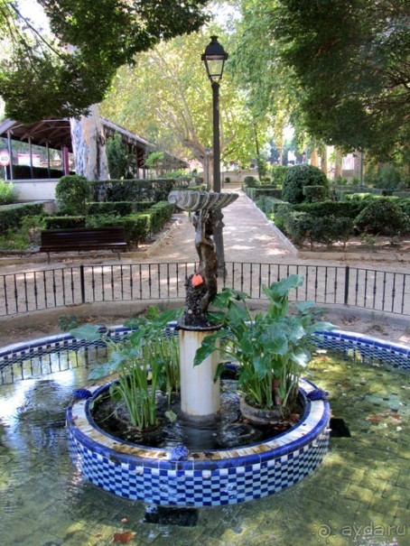 Валенсия и Коста-Бланка: пляжные бездельники в поисках аутентичной Испании