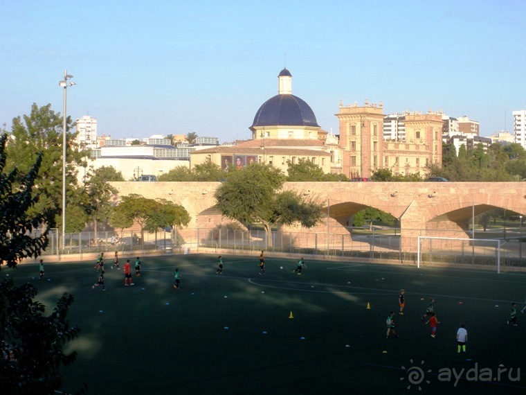 Валенсия и Коста-Бланка: пляжные бездельники в поисках аутентичной Испании