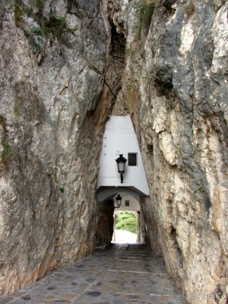 Валенсия и Коста-Бланка: пляжные бездельники в поисках аутентичной Испании