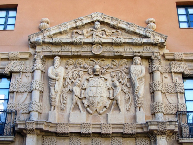 Валенсия и Коста-Бланка: пляжные бездельники в поисках аутентичной Испании