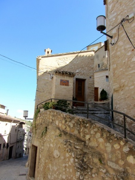 Валенсия и Коста-Бланка: пляжные бездельники в поисках аутентичной Испании