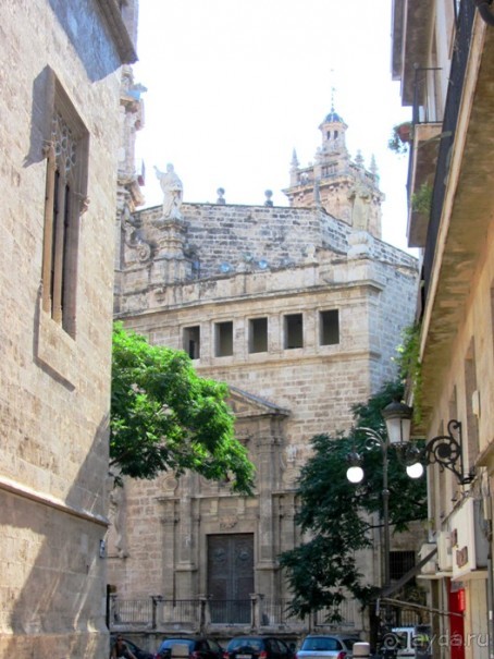 Валенсия и Коста-Бланка: пляжные бездельники в поисках аутентичной Испании