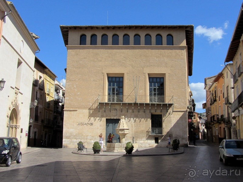 Валенсия и Коста-Бланка: пляжные бездельники в поисках аутентичной Испании