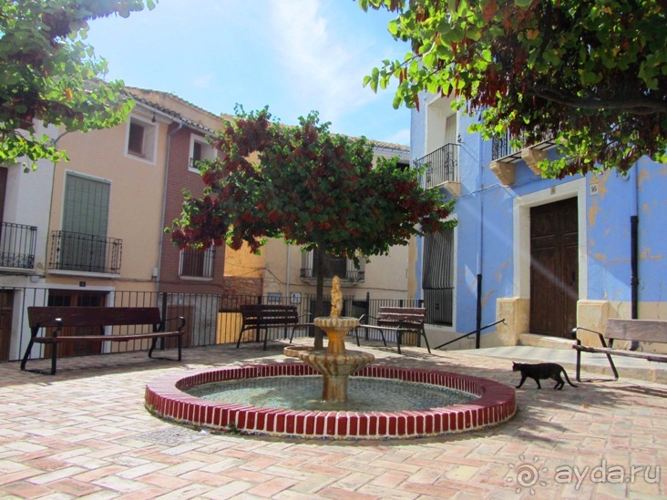 Валенсия и Коста-Бланка: пляжные бездельники в поисках аутентичной Испании