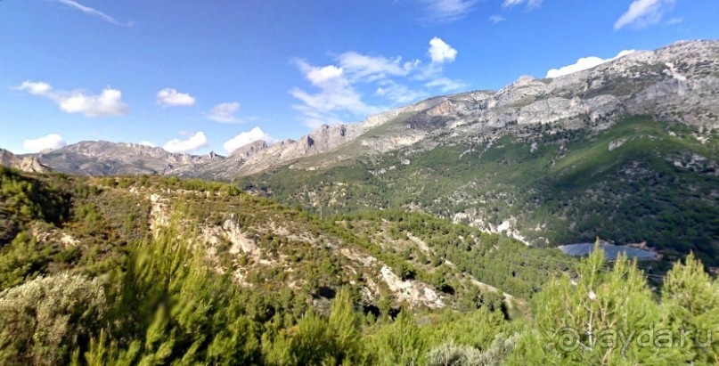 Валенсия и Коста-Бланка: пляжные бездельники в поисках аутентичной Испании