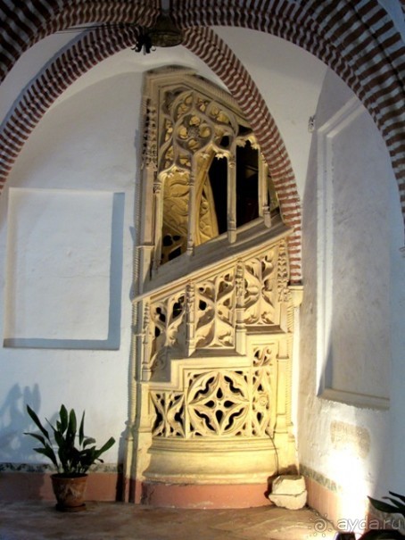 Валенсия и Коста-Бланка: пляжные бездельники в поисках аутентичной Испании