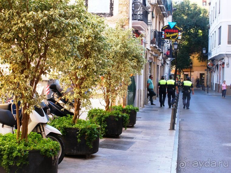 Валенсия и Коста-Бланка: пляжные бездельники в поисках аутентичной Испании