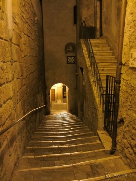 Италия в камне: Рим - Витербо - Гроссето - Питильяно - Сорано ... и опять Рим. Часть 5