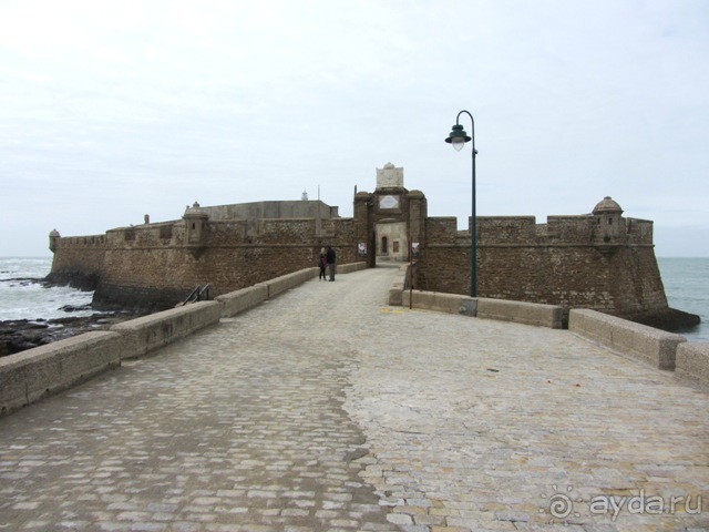 Андалусия-4: Севилья, Кармона, Эсиха, хересный треугольник и кадисский меридиан (часть 5)