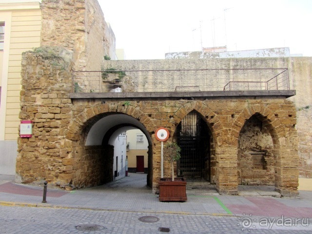 Андалусия-4: Севилья, Кармона, Эсиха, хересный треугольник и кадисский меридиан (часть 5)