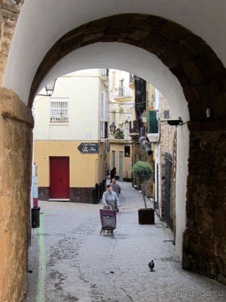 Андалусия-4: Севилья, Кармона, Эсиха, хересный треугольник и кадисский меридиан (часть 5)