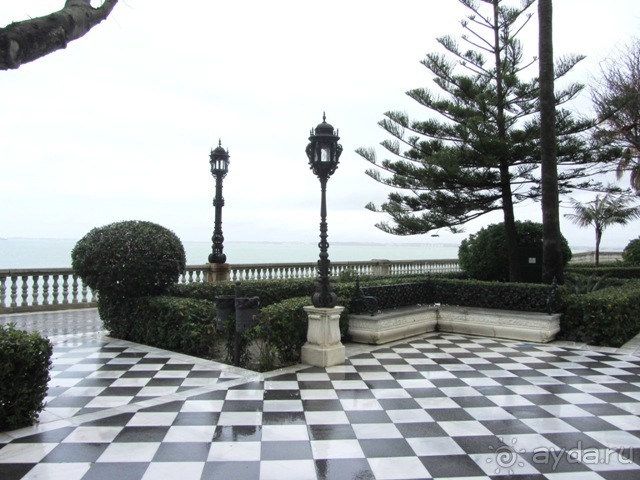 Андалусия-4: Севилья, Кармона, Эсиха, хересный треугольник и кадисский меридиан (часть 5)