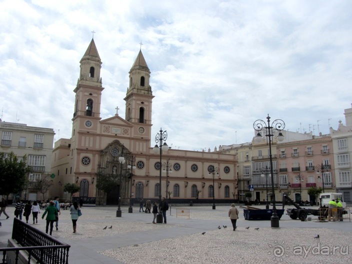 Андалусия-4: Севилья, Кармона, Эсиха, хересный треугольник и кадисский меридиан (часть 5)