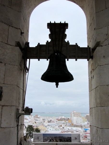 Андалусия-4: Севилья, Кармона, Эсиха, хересный треугольник и кадисский меридиан (часть 5)