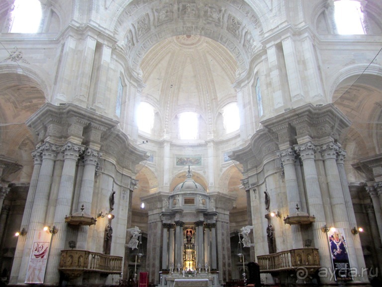 Андалусия-4: Севилья, Кармона, Эсиха, хересный треугольник и кадисский меридиан (часть 5)