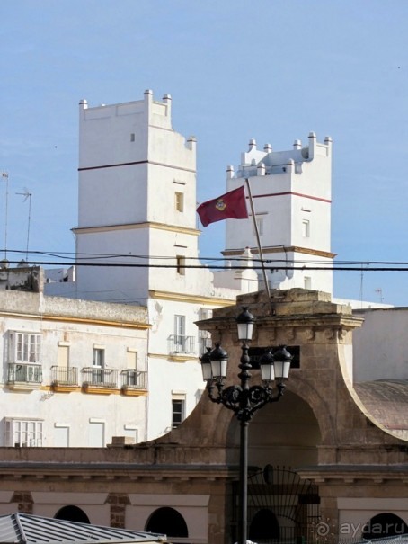 Андалусия-4: Севилья, Кармона, Эсиха, хересный треугольник и кадисский меридиан (часть 5)